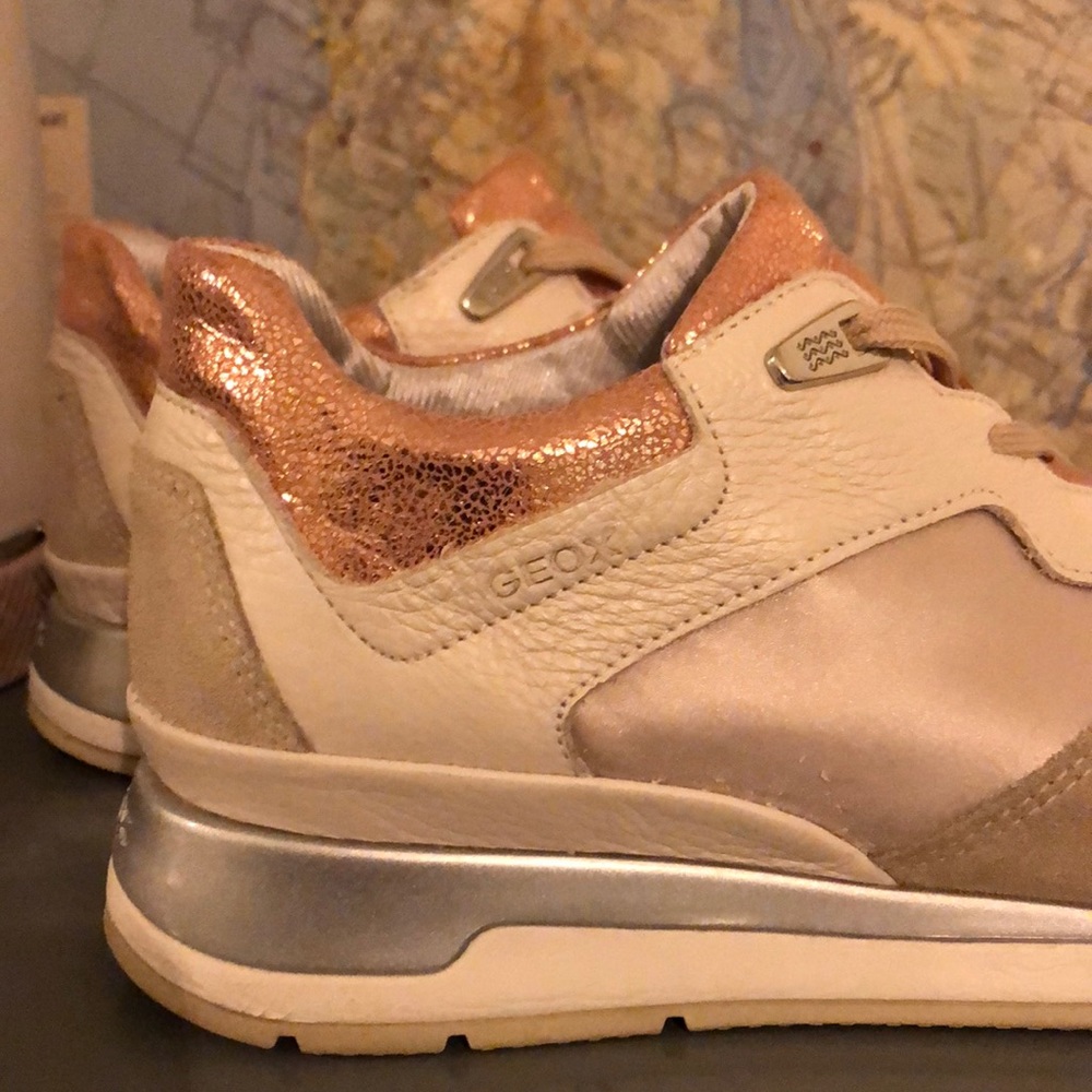 GEOX Respira Italian leather, suede & shimmer sneakers pink light taupe & cream